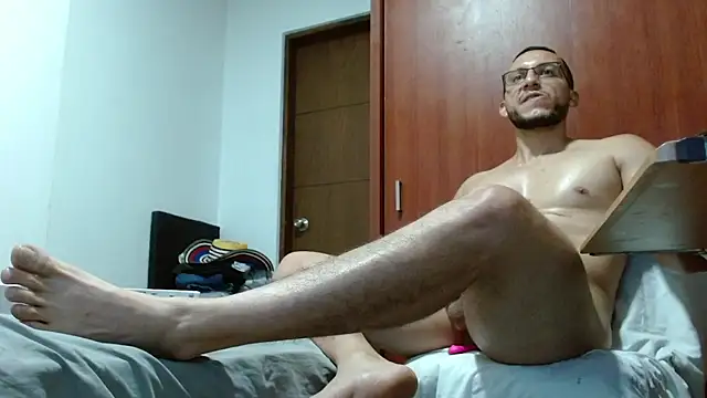 MarcusMilarc online show from 03-19-25, 01:43