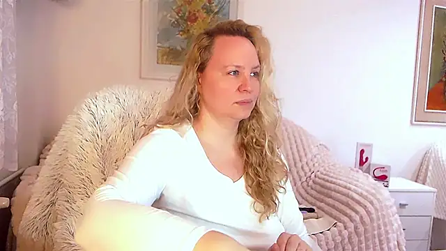 Sarah4you online show from 01-30-25, 09:36