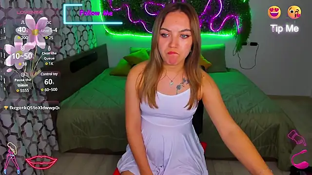 LucyJackson online show from 03-08-25, 01:36