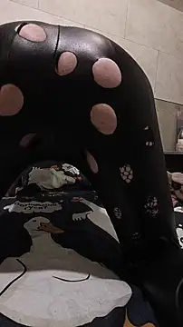 Krasav4ik4ik online show from 10-07-25, 05:54