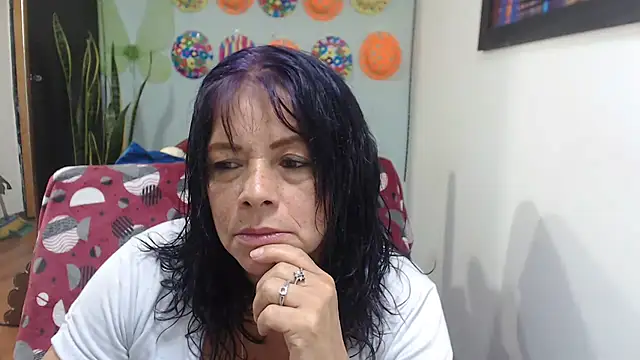 sexytitshot126 online show from 06-25-26, 07:40