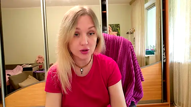 Snapshot of ModelEva chatting on 05-10-26, 08:08 ModelEva online show from 05-10-26, 08:08