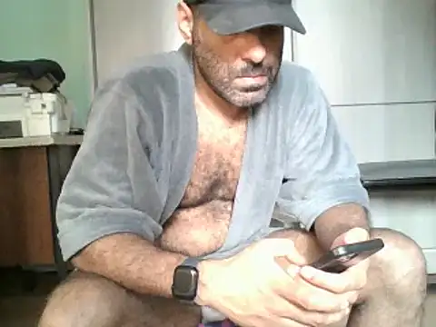 Snapshot of MILITARS chatting on 03-13-25, 07:39 MILITARS online show from 03-13-25, 07:39