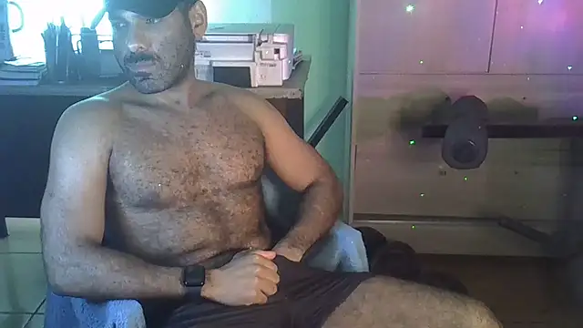 Snapshot of MILITARS chatting on 11-05-25, 11:27 MILITARS online show from 11-05-25, 11:27