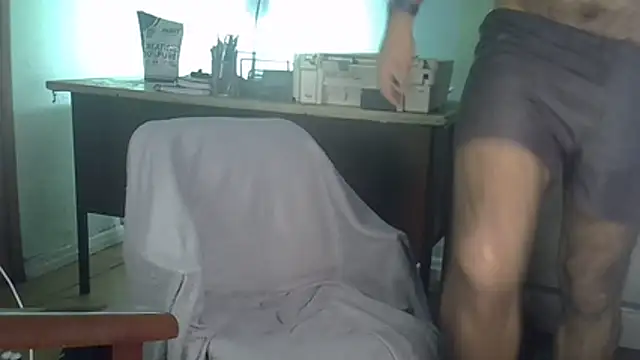 Snapshot of MILITARS chatting on 11-10-25, 09:47 MILITARS online show from 11-10-25, 09:47