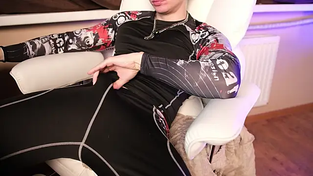 LuckyForesk1n online show from 12-20-25, 10:17