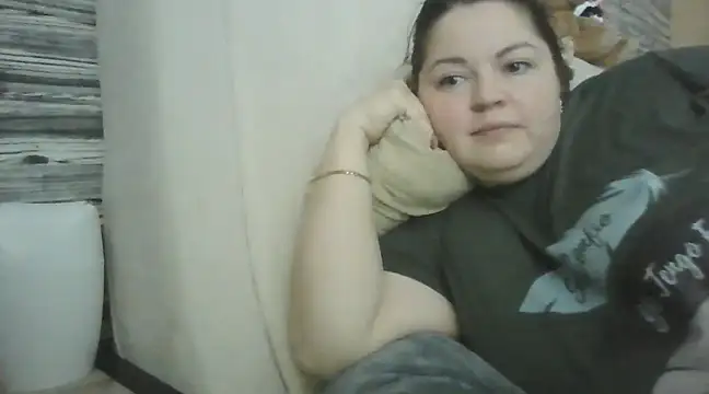 Snapshot of cute__cherry chatting on 01-11-25, 12:07 cute cherry online show from 01-11-25, 12:07