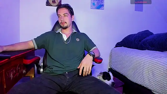 Alex smith00 online show from 01-26-25, 01:52