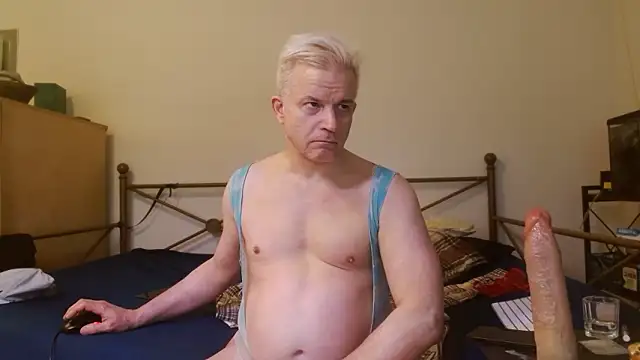 Dragonnycxh online show from 01-15-26, 10:42