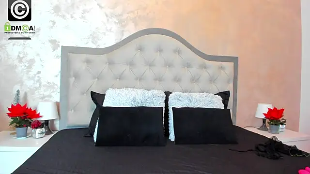 JennaMyers online show from 12-20-24, 08:34
