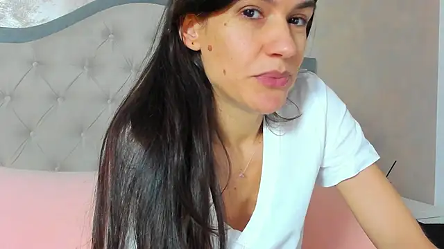 JennaMyers online show from 11-18-25, 08:24