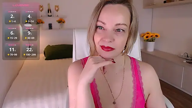 Tilly Eliot online show from 09-20-25, 07:15