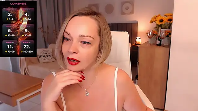 Tilly Eliot online show from 03-26-26, 08:14