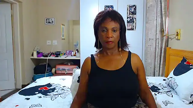 Hotgrannyx online show from 02-13-25, 06:09