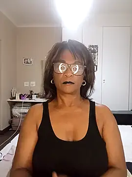 Hotgrannyx online show from 10-17-25, 04:04