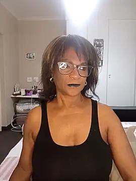 Hotgrannyx online show from 10-21-25, 04:02