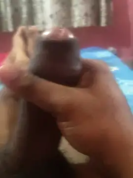 omar23121 online show from 03-10-25, 02:37