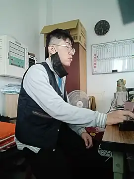 o0-69o online show from 03-18-25, 01:32