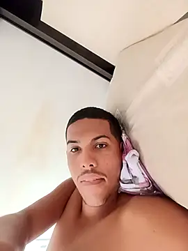 Vinicius5890 online show from 04-23-26, 05:59