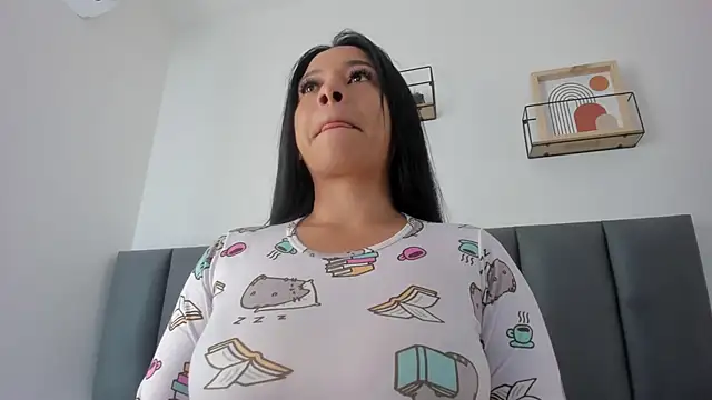 MaraOwen  online show from 06-16-26, 12:08