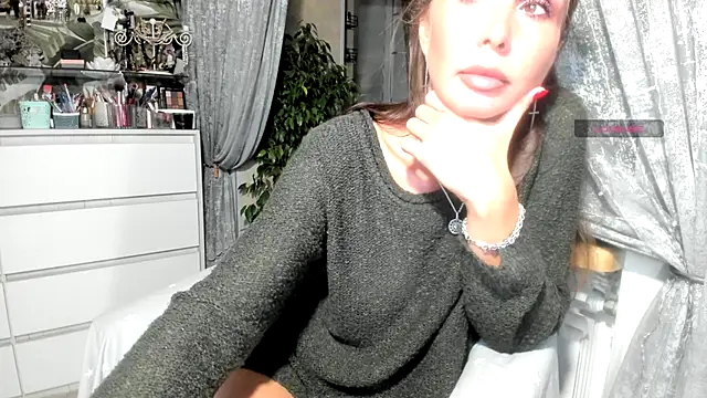 Snapshot of Aurora108 chatting on 10-04-25, 10:08 Aurora108 online show from 10-04-25, 10:08