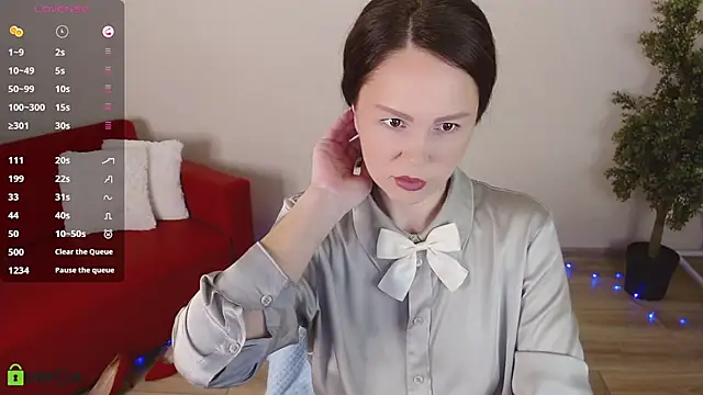 VickyGolden online show from 04-04-26, 04:55