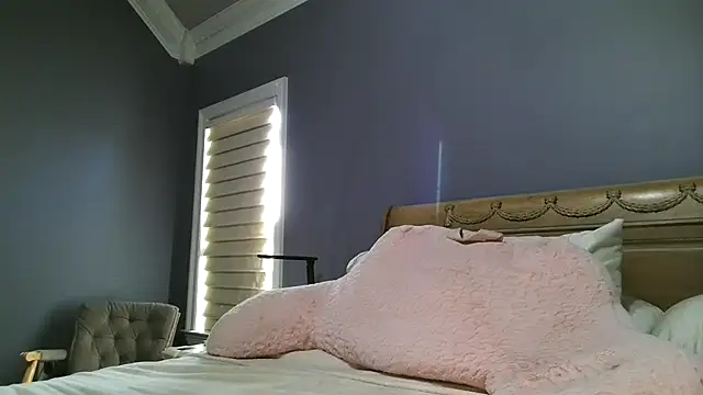 Lisaisluscious online show from 06-10-26, 02:27