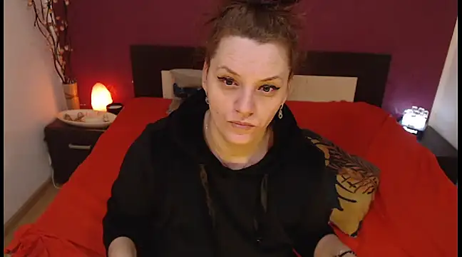 rahelhot online show from 01-01-25, 07:52