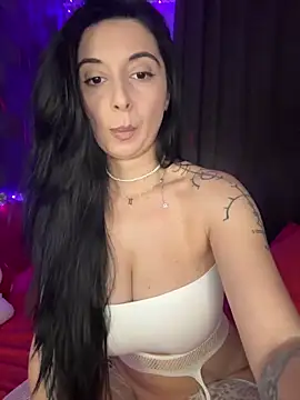 Snapshot of YreneRay chatting on 06-20-26, 02:09 YreneRay online show from 06-20-26, 02:09