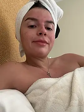 Natanniella online show from 06-28-26, 03:29