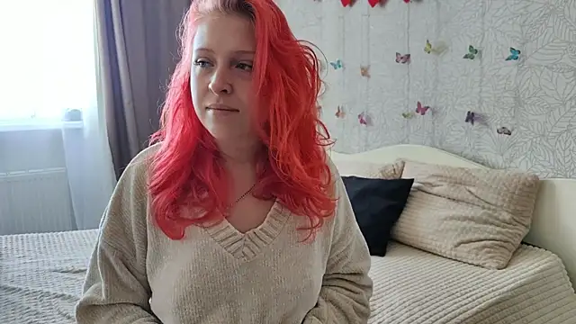 Snapshot of GenrikhBecca chatting on 10-17-25, 08:06 GenrikhBecca online show from 10-17-25, 08:06