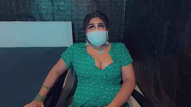 Snapshot of SonY_CaM chatting on 01-04-25, 05:16 SonY CaM online show from 01-04-25, 05:16