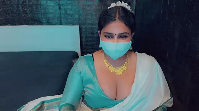 Snapshot of SonY_CaM chatting on 01-06-25, 05:27 SonY CaM online show from 01-06-25, 05:27