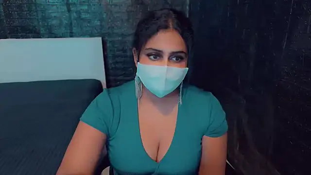 Snapshot of SonY_CaM chatting on 01-08-25, 05:05 SonY CaM online show from 01-08-25, 05:05