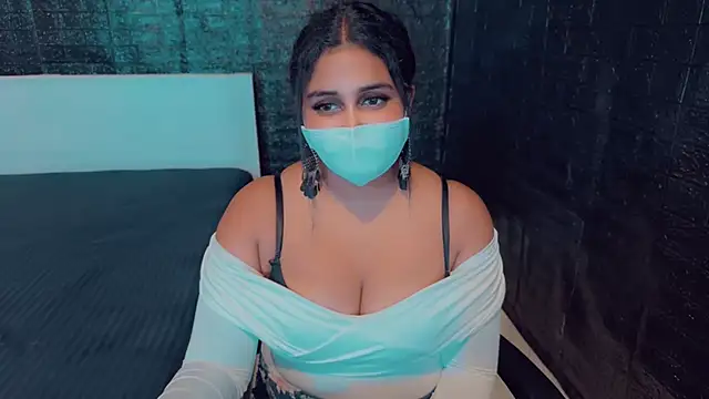 Snapshot of SonY_CaM chatting on 01-09-25, 05:43 SonY CaM online show from 01-09-25, 05:43