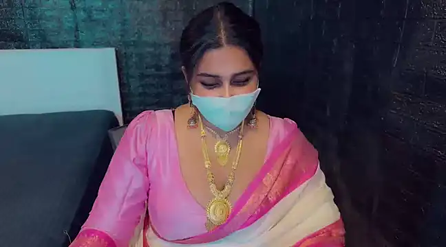 Snapshot of SonY_CaM chatting on 02-17-25, 05:32 SonY CaM online show from 02-17-25, 05:32