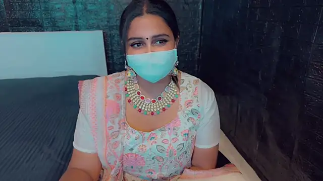 Snapshot of SonY_CaM chatting on 02-19-25, 07:59 SonY CaM online show from 02-19-25, 07:59