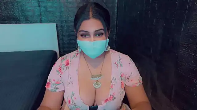 Snapshot of SonY_CaM chatting on 02-27-25, 05:04 SonY CaM online show from 02-27-25, 05:04