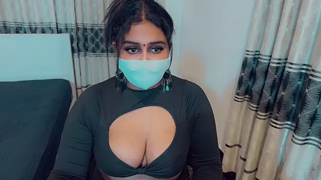 Snapshot of SonY_CaM chatting on 10-26-25, 05:19 SonY CaM online show from 10-26-25, 05:19