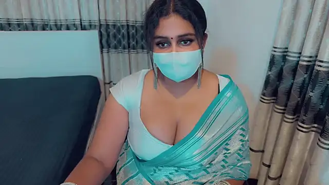 Snapshot of SonY_CaM chatting on 10-28-25, 05:15 SonY CaM online show from 10-28-25, 05:15