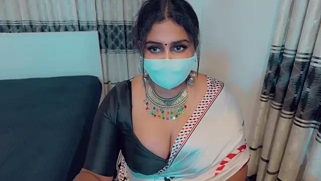 Snapshot of SonY_CaM chatting on 10-29-25, 04:42 SonY CaM online show from 10-29-25, 04:42