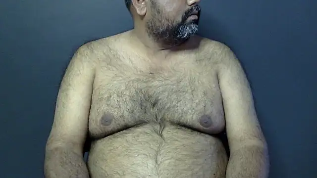Snapshot of hairysubcub_70 chatting on 02-05-25, 10:19 hairysubcub 70 online show from 02-05-25, 10:19