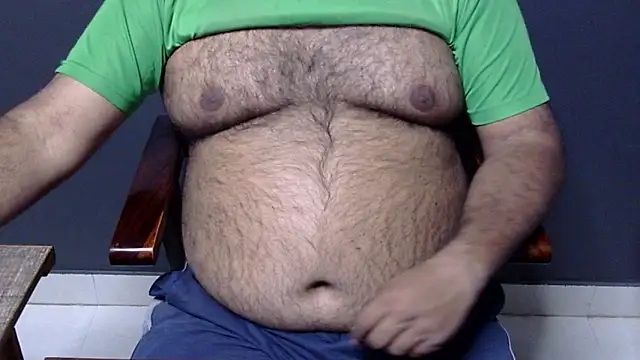 Snapshot of hairysubcub_70 chatting on 02-05-25, 01:22 hairysubcub 70 online show from 02-05-25, 01:22