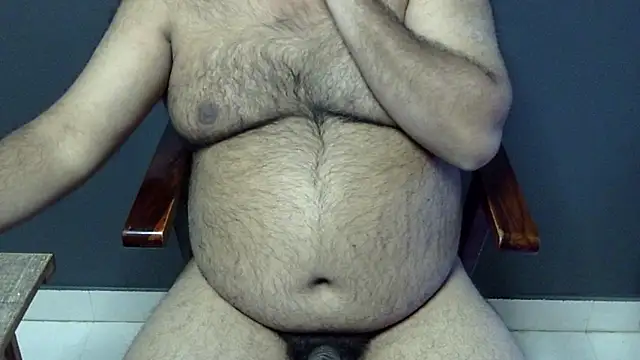Snapshot of hairysubcub_70 chatting on 02-07-25, 10:19 hairysubcub 70 online show from 02-07-25, 10:19