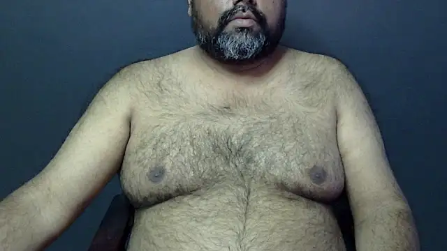 Snapshot of hairysubcub_70 chatting on 02-14-25, 06:02 hairysubcub 70 online show from 02-14-25, 06:02