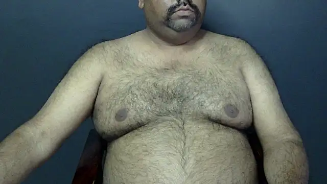 Snapshot of hairysubcub_70 chatting on 02-22-25, 10:07 hairysubcub 70 online show from 02-22-25, 10:07