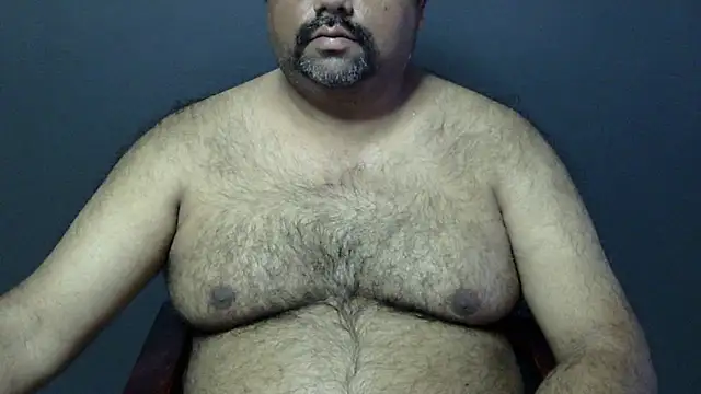 Snapshot of hairysubcub_70 chatting on 02-24-25, 06:49 hairysubcub 70 online show from 02-24-25, 06:49