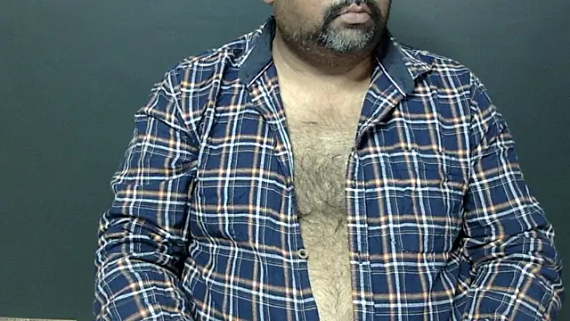 Snapshot of hairysubcub_70 chatting on 03-02-25, 01:16 hairysubcub 70 online show from 03-02-25, 01:16