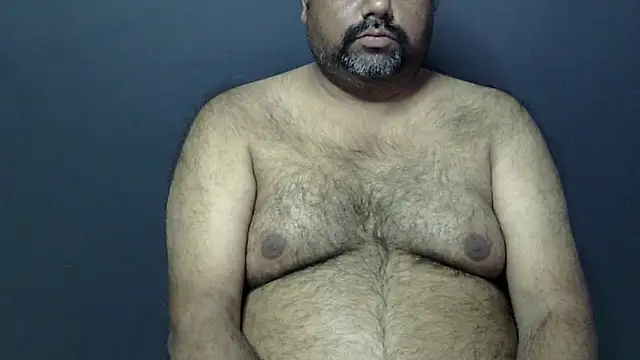 Snapshot of hairysubcub_70 chatting on 03-05-25, 09:49 hairysubcub 70 online show from 03-05-25, 09:49