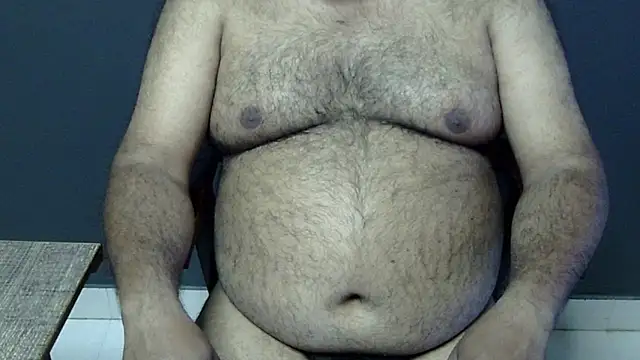 Snapshot of hairysubcub_70 chatting on 03-11-25, 07:15 hairysubcub 70 online show from 03-11-25, 07:15